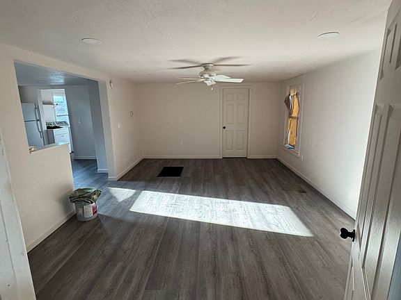 4th image of 633 B St APT 1
