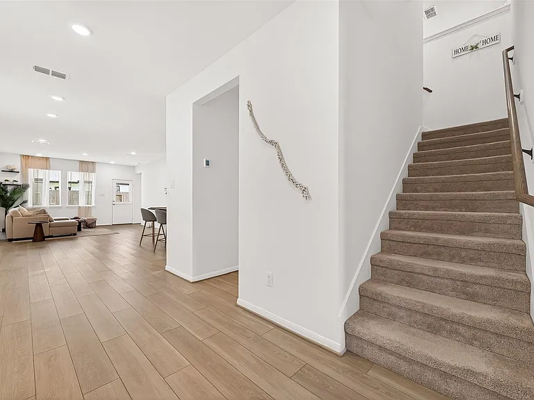 2711 Misty Meadow Ln — Photo 7