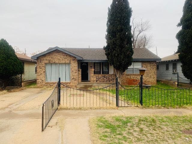 1st image of 2602 Roosevelt Ave