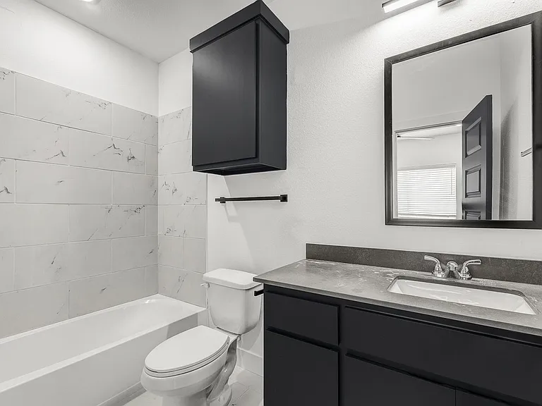 3008 Alpha Wolf Ct — Photo 23