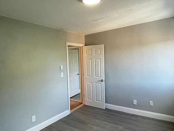 5th image of 85 Tennis Rd APT 301