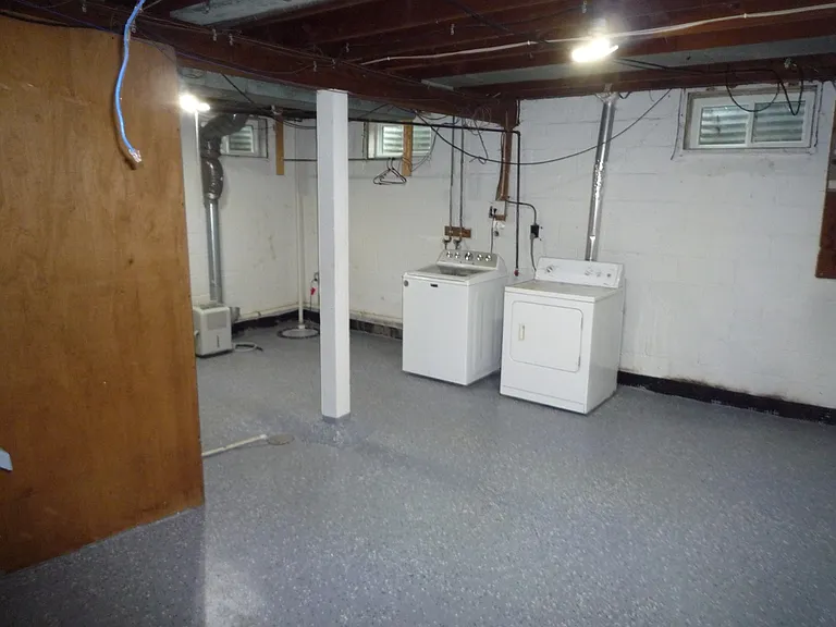 Very nice basement with washer/dryer