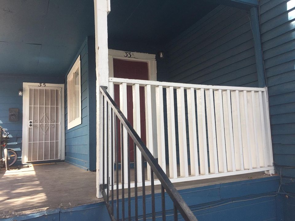 1st image of 33 S Pilgrim St #1/2