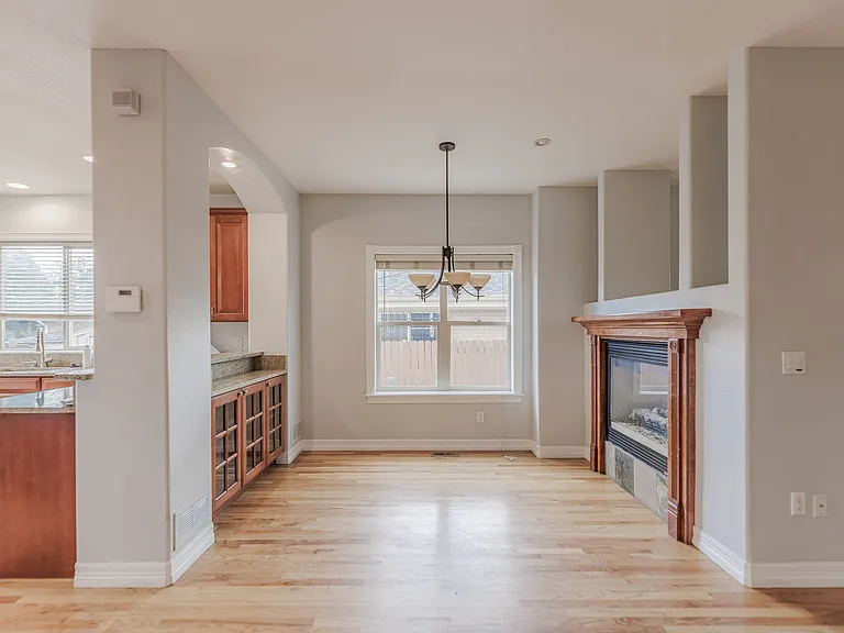 2018 Newton St — Photo 16