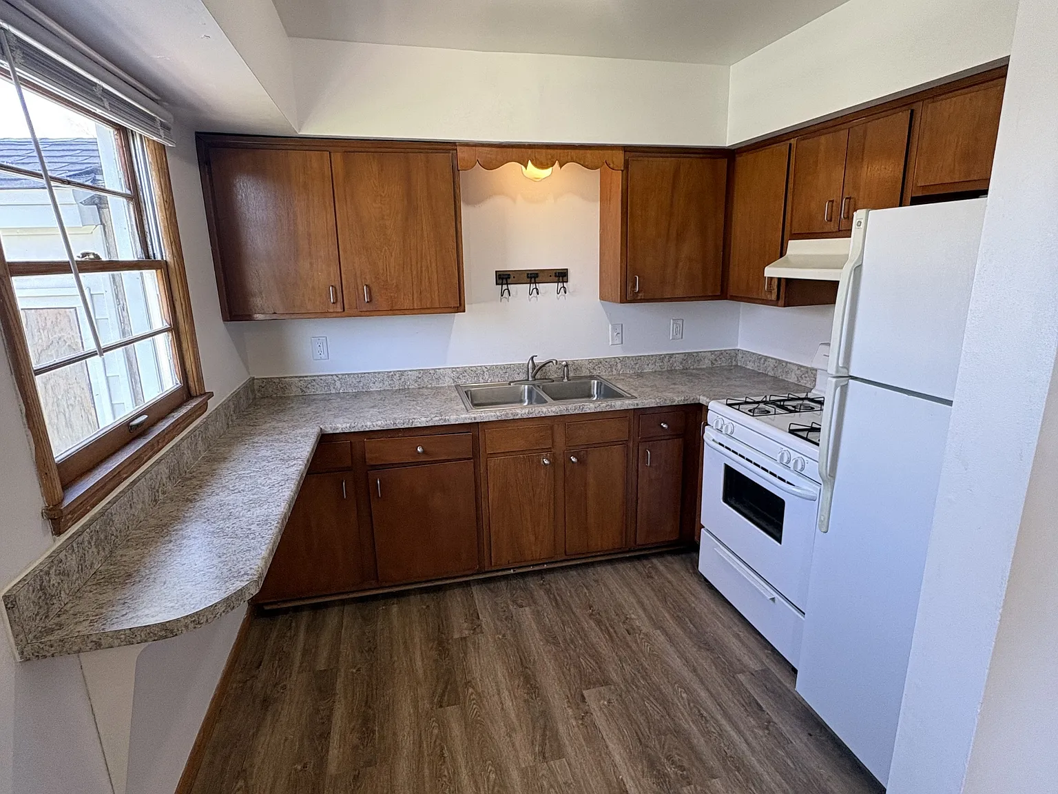 Melrose Dr 2310 - A — Photo 1