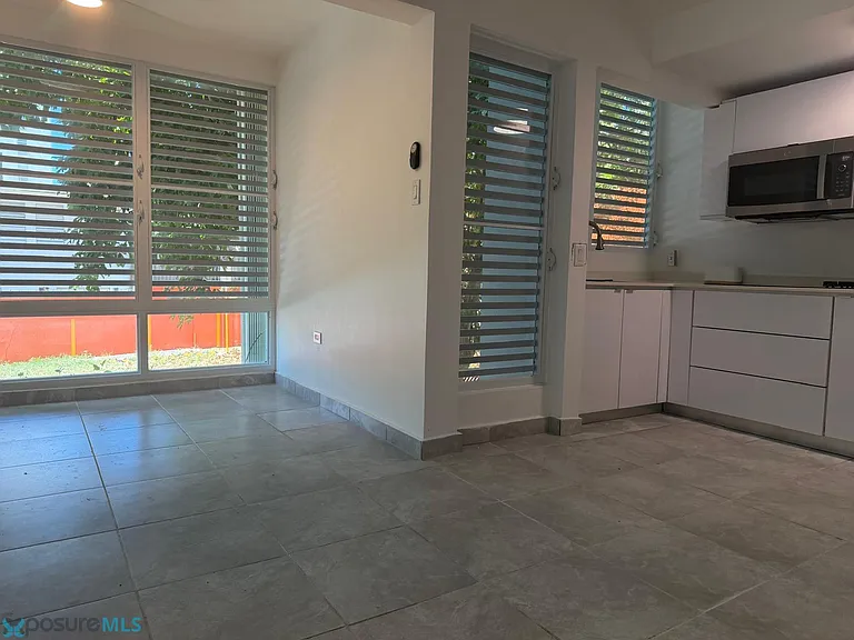 155 Valle Taft #202 — Photo 11