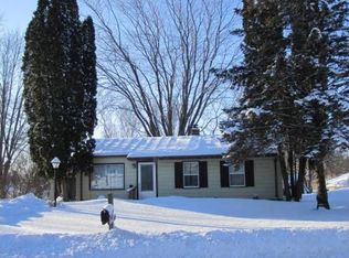 707 Scott St, Beaver Dam, WI 53916