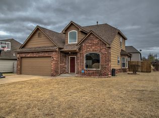 1317 W Quincy St, Broken Arrow, OK 74012