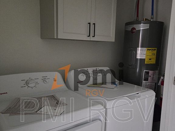 4th image of 2605 Brookside Bent St Unit 4