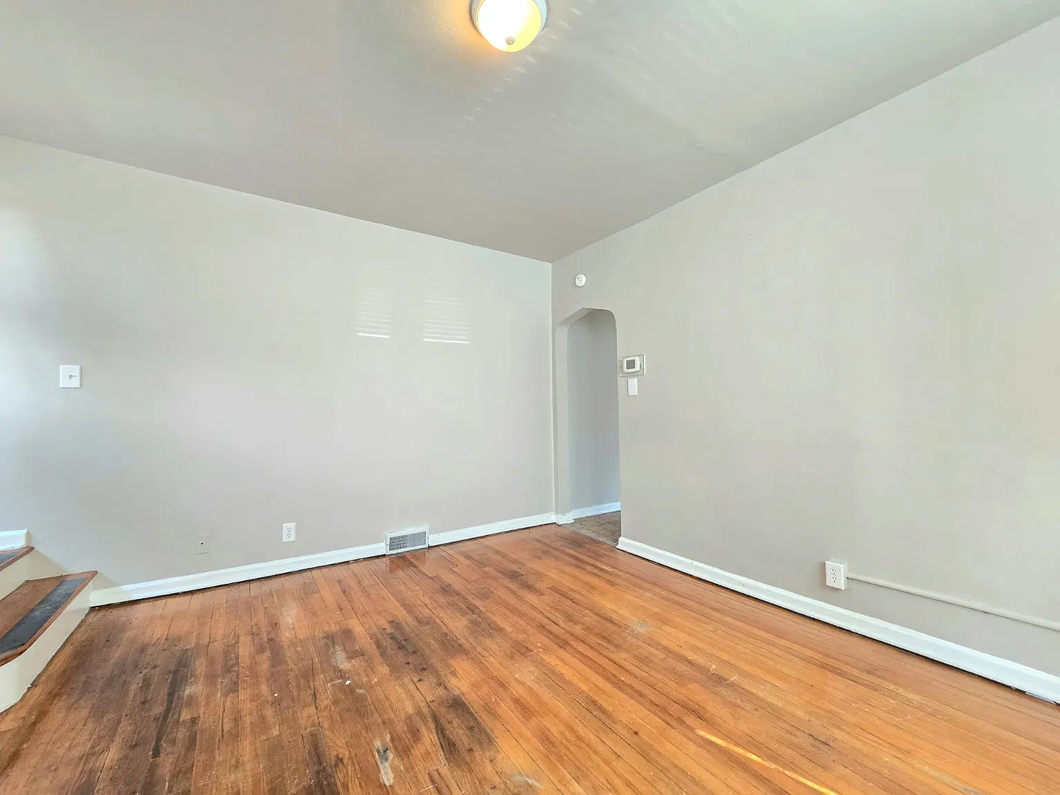 2 bed, 1.5 bath, $1,100 — Photo 3