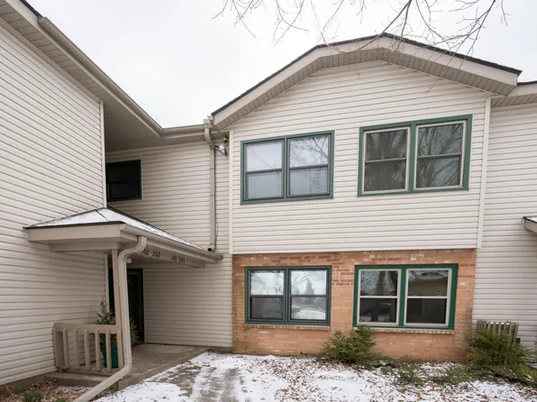 990 Kensington Trl APT 202, Eagan, MN 55123