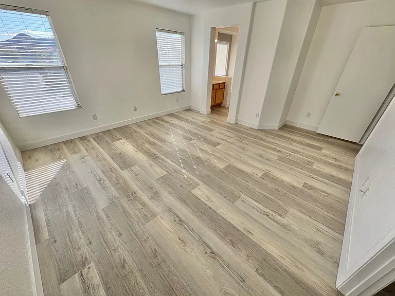 9511 Spring Blush Ave — Photo 21