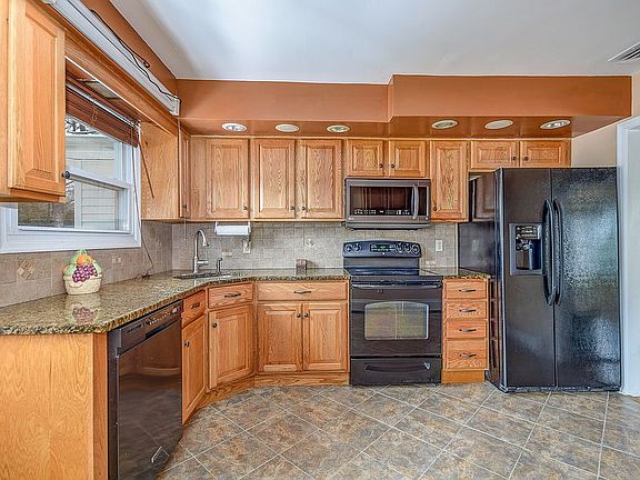 Updated Kitchen with Granite