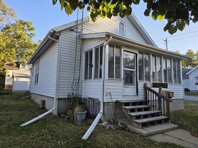 712 E Monroe St, Cooksville, IL, 61701