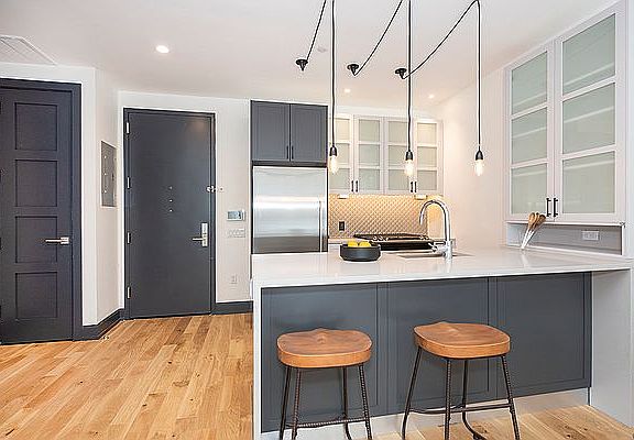 3rd image of 10 Montieth St APT 216