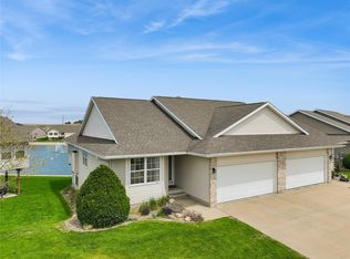 4103 Lakeview Dr SW, Cedar Rapids, IA 52404