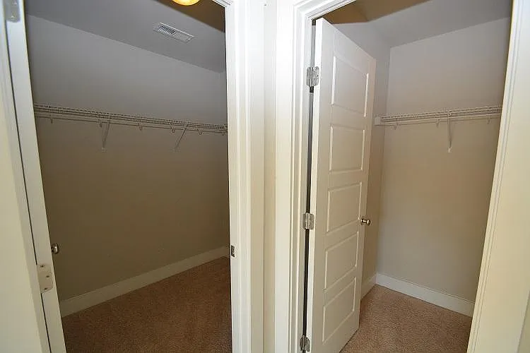 725 Fireball Ct — Photo 11