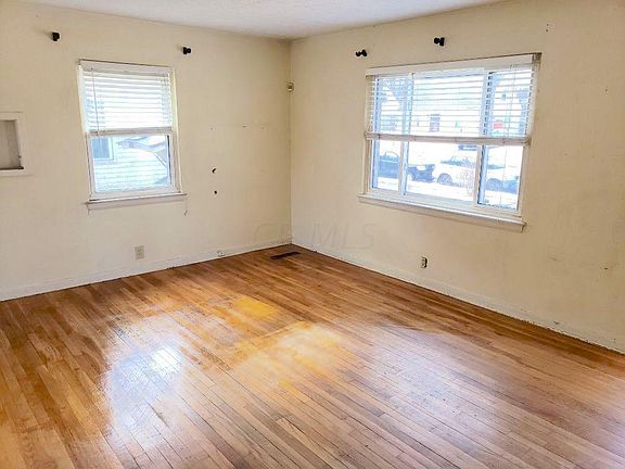 4th image of 3386 Homecroft Dr