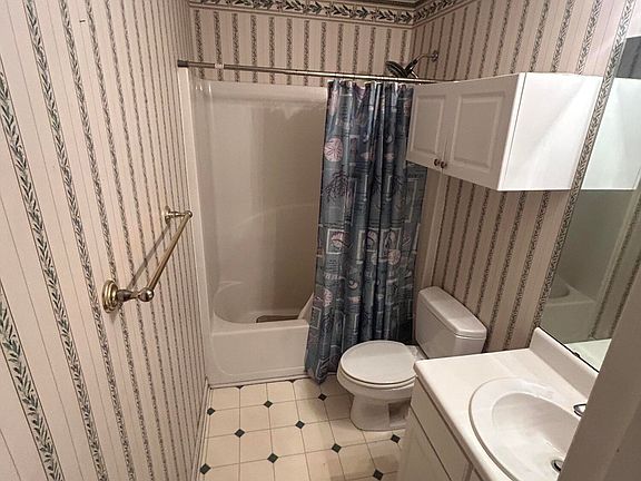 5th image of 1506 Oakland Hills Way