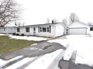 4469 E 1344th Rd, Earlville, IL 60518