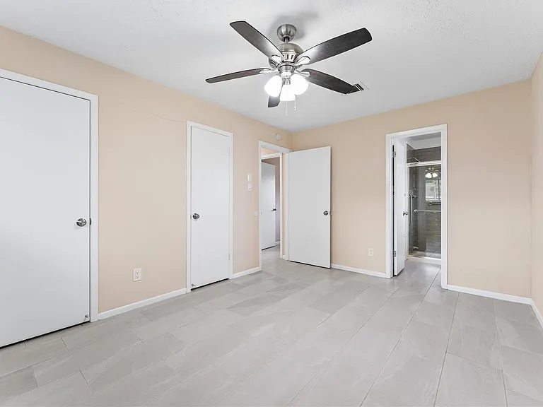 1431 Epsilon St — Photo 12