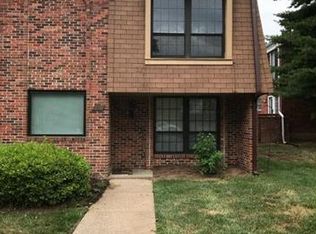 360 Chapel Ridge Dr, Hazelwood, MO 63042