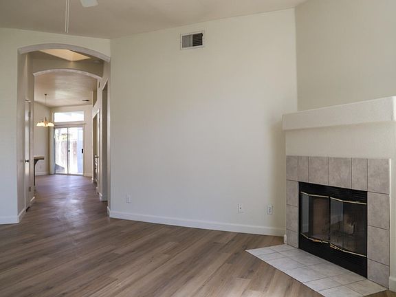 4th image of 5662 N Delbert Ave