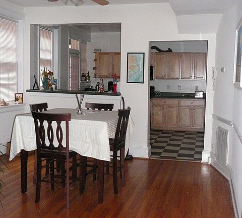 3rd image of 209 S Boulevard APT 11