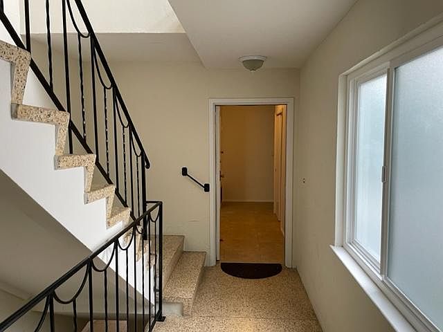1st image of 632 25th Ave APT 1