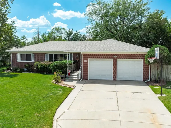 213 N Alvena Ct, Wichita, KS 67203