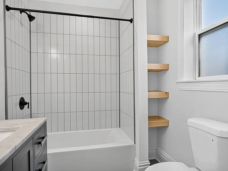 7519 Oxford Dr #2B — Photo 17