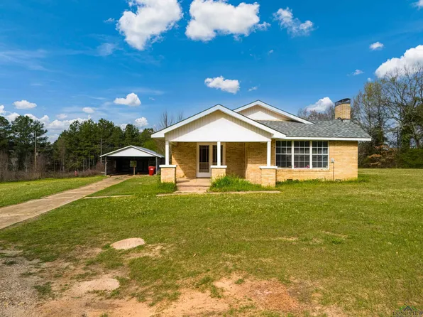 1388 E Mountain Rd S, Longview, TX 75604