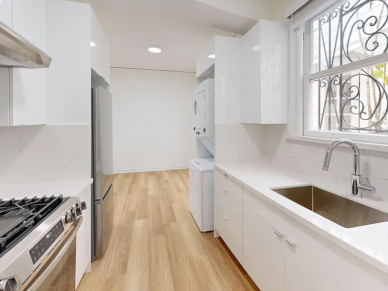800 Duboce Ave — Photo 3