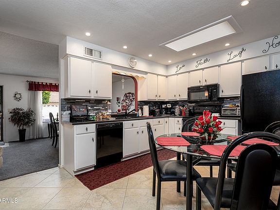 3rd image of 2310 S Farnsworth Dr Unit 52