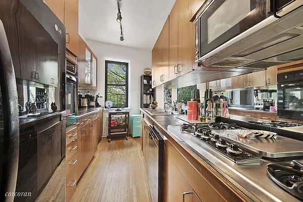 Sold by Corcoran | media 4