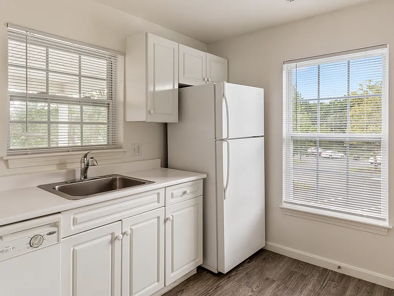 Orchards Apartments — Photo 29