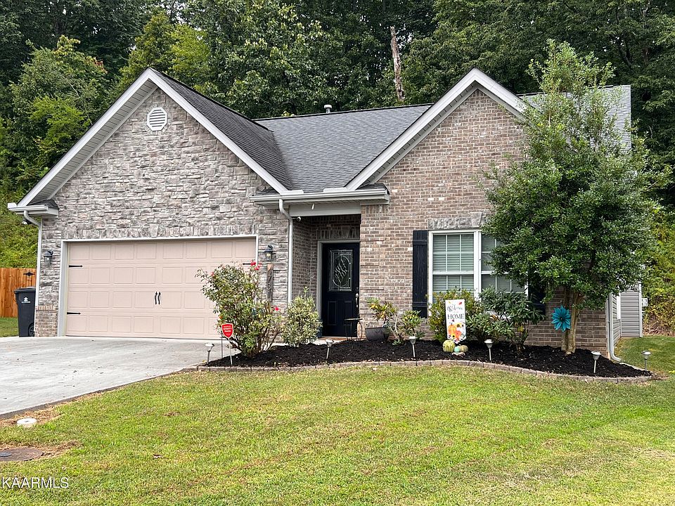1st image of 4731 NW Pecanwood Way