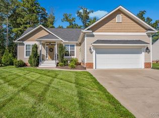 3900 Harrmeadow Ln, Chester, VA 23831