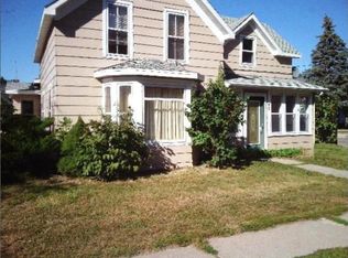 45 2nd St NE, Madelia, MN 56062