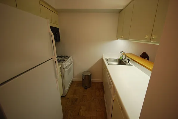 Rented by Luxury Habitat | media 9
