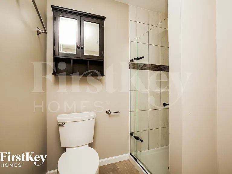 1011 Wildwood St — Photo 12