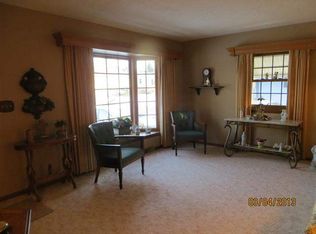 3609 37th St, Moline, IL 61265