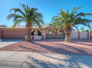 2601 E Michelle Dr, Phoenix, AZ 85032