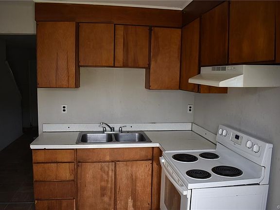 4th image of 1323 Minefee St