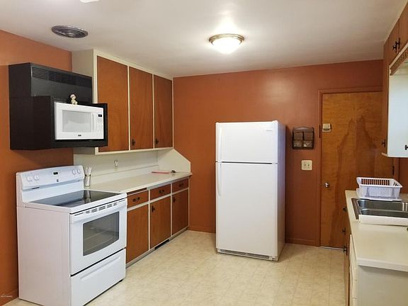 5th image of 120 Waupaka Dr
