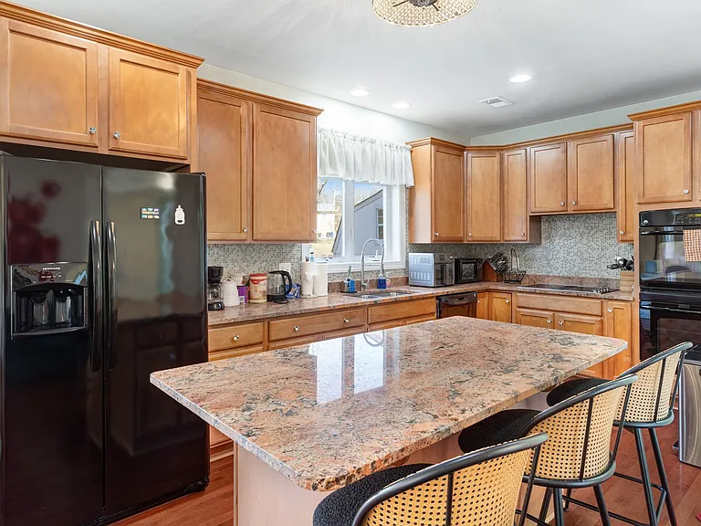 8312 Telegraph Rd — Photo 20