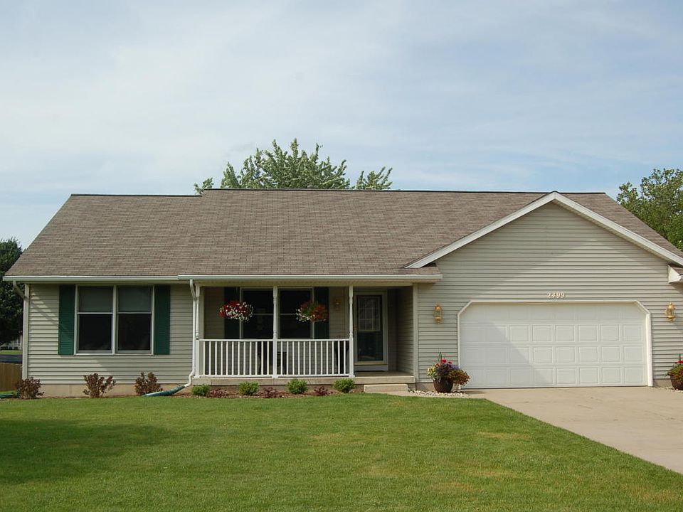1st image of 2499 Cedar Lake Dr