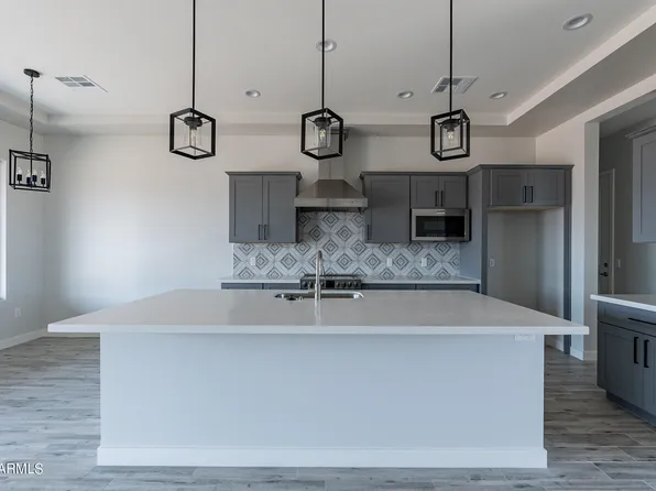 23014 W PEAKVIEW Road, Wittmann, AZ 85361