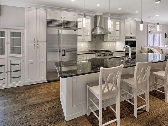 5th image of 514 Undercliff Ave #1