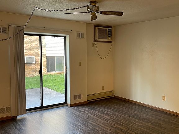 5th image of 318 Ridgeland Ave #1